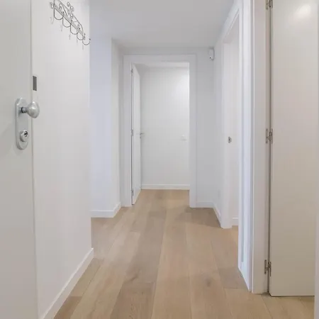 Appartement - Av Tramuntana 14, 17